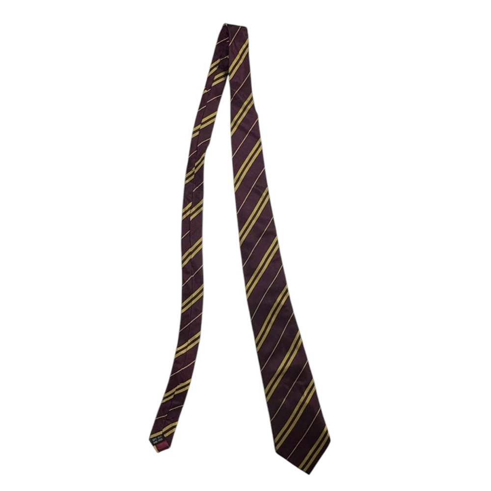 Universal Gryffindor style tie NWT in perfect condition for all ages neck tie!